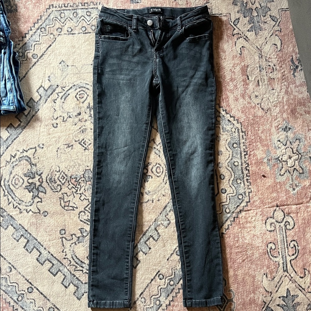 kidpik Girl’s Charcoal Skinny Jeans